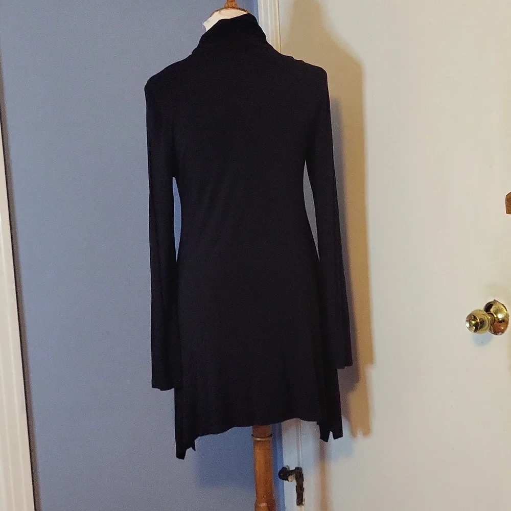 Soft Surroundings Black Knit Top Turtleneck Sharkbite Long Sleeve Medium - Picture 4 of 5